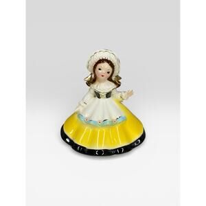 Vintage JOSEF ORIGINALS Little International Series Switzerland Figurine - READ